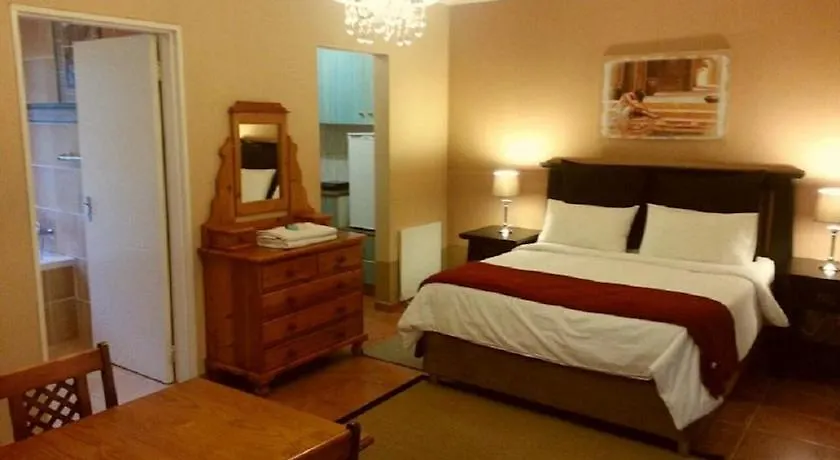 Helderberg Guesthouse Gordons Bay Bed & Breakfast